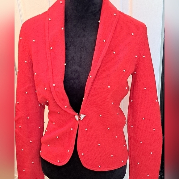 Jones New York Signature  Red Sweater With Pearl Embellishments  Size M - Picture 1 of 8